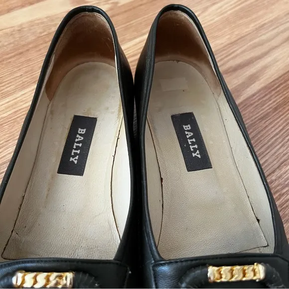 BALLY Olive Green Leather SELENA Loafers Gold Accent sz 8‎