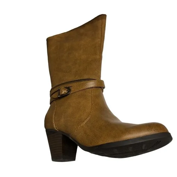 BARE TRAPS ABILINE COGNAC BOOTS SIZE 9.5 NEW IN BOX