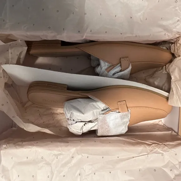 BCBGENERATION Zorie Tailored Slip On Loafers Mules Tan Size 6