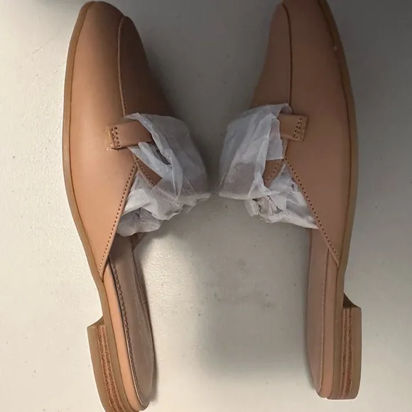 BCBGENERATION Zorie Tailored Slip On Loafers Mules Tan Size 6