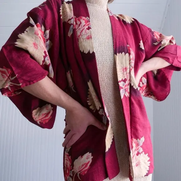 Beautiful cotton rose printed short kimono