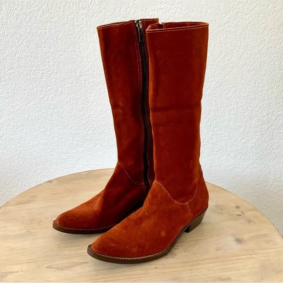 BECCA MOON Designer Suede Boots, Sz 8 Narrow Calf