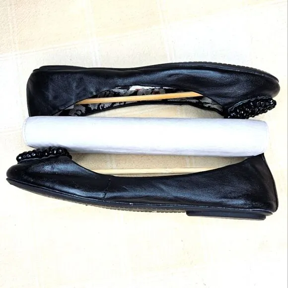 Betsey Johnson Sauceeyy Black Leather Beaded Flower Toe Soft &amp; Flexible Flats
