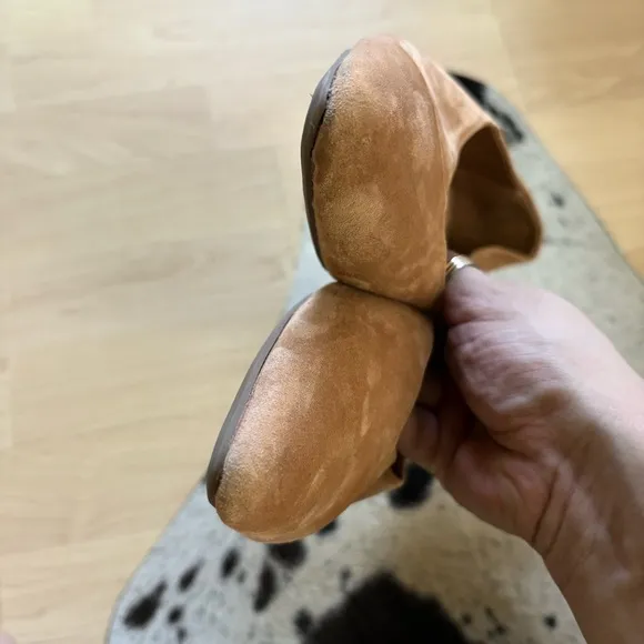 BIRDIES Pointed Toe Flats The Goldfinch Leather Suede Size  8.5 Tan