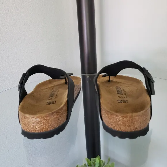 Birkenstock Black Gizeh Thong  Sandals Birko-flor Womens 9-9.5 Eu Size 40 Regula