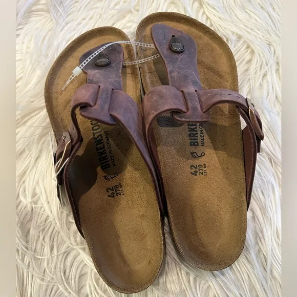 Birkenstock Gizeh big buckle sandals