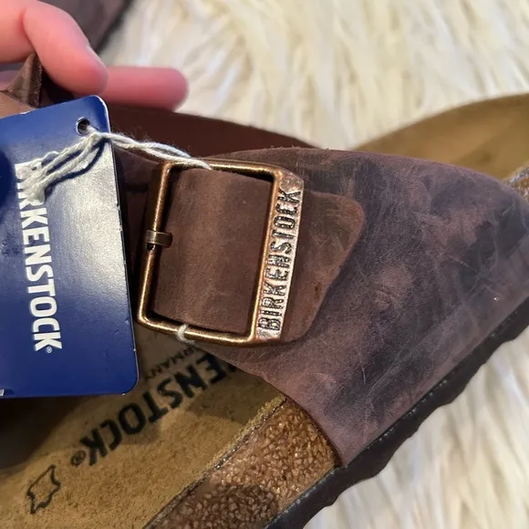Birkenstock Gizeh big buckle sandals