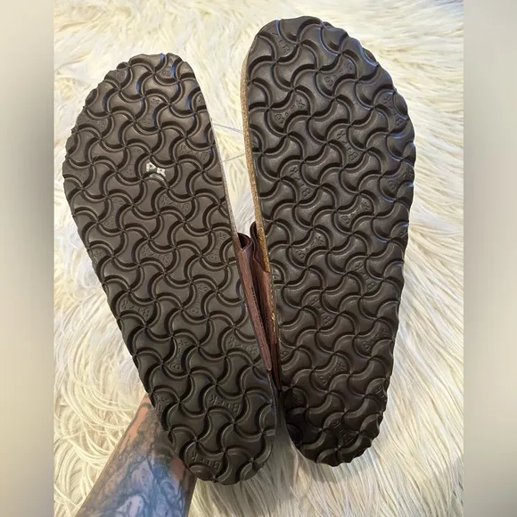 Birkenstock Gizeh big buckle sandals