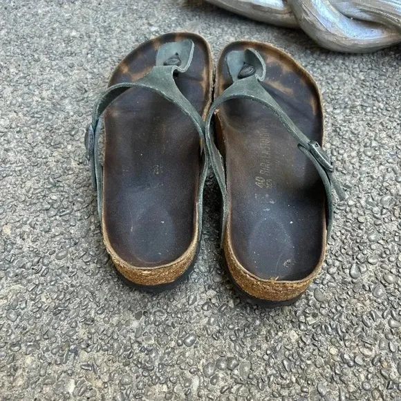 Birkenstock Gizeh Green Oiled Leather Classic Footbed Thong Sandals Size 40