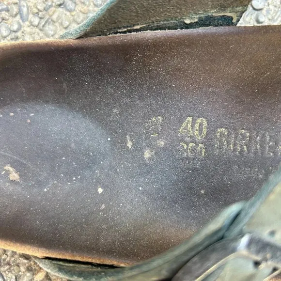 Birkenstock Gizeh Green Oiled Leather Classic Footbed Thong Sandals Size 40