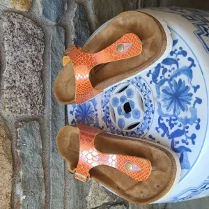 Birkenstock Gizeh shiny snake thong sandals