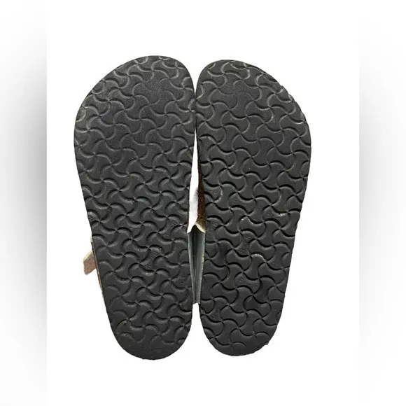 Birkenstock Gizeh Silver Birko-Flor Thong Sandals Size 33 Kid's‎