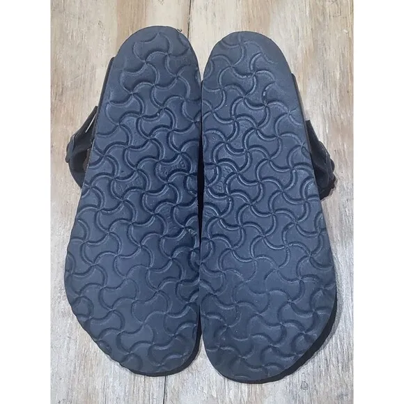 Birkenstock Gizeh thong soft footbed black leather sandals women's Sz 40 US 9