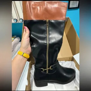 Black and Brown Women’s Wide Calf Boots Cloudwalkers Size 10W New in Box