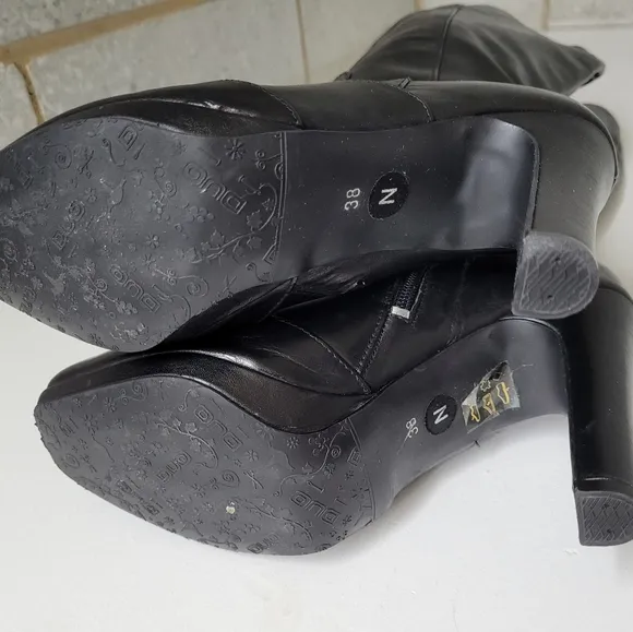 Black leather custom made DUO wide calf boots, 38/ 7.5