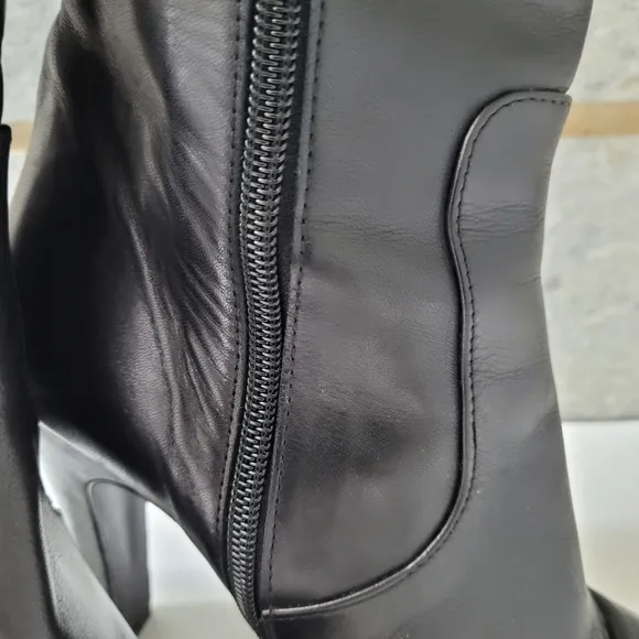 Black leather custom made DUO wide calf boots, 38/ 7.5