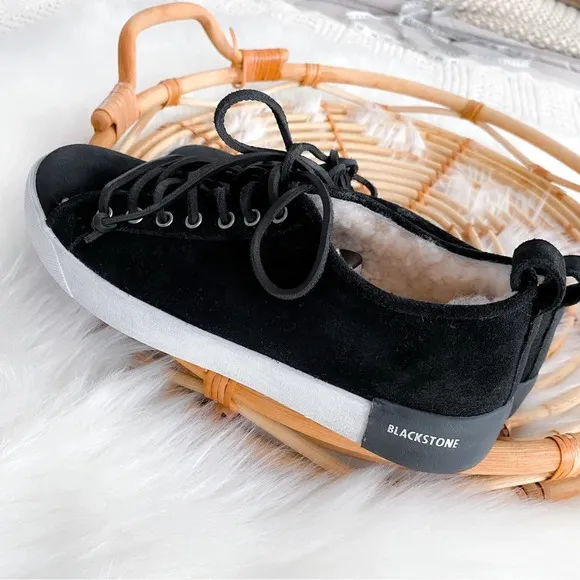 Blackstone QL60 Sherpa Sneakers Black Suede Rawhide Lace Low Tops Women’s 40