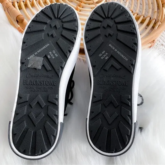Blackstone QL60 Sherpa Sneakers Black Suede Rawhide Lace Low Tops Women’s 40