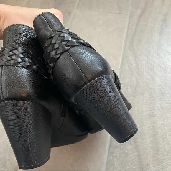 B.O.C. Black Lacey Stacked HeeL Ankle Boots Size 8