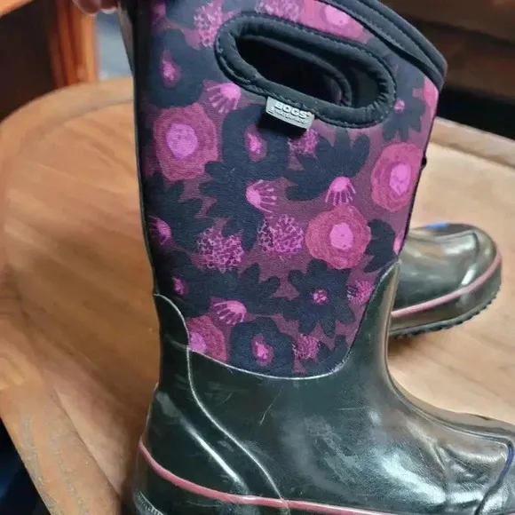 BOGS Classic Watercolor Mid Calf Waterproof Rain Boots Black Pink Girls Size 13