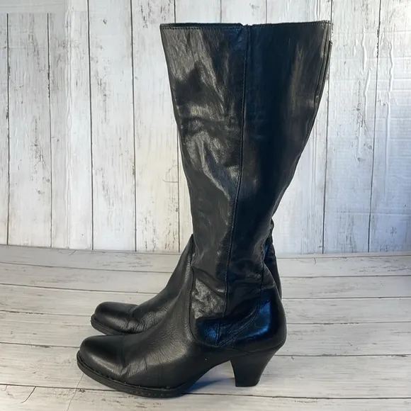 Born Black Leather 2in Heel Knee Boots