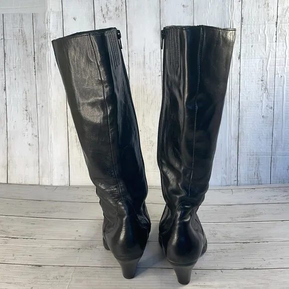 Born Black Leather 2in Heel Knee Boots