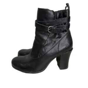 BORN . Black Leather Ankle Boots/Stacked Heel - Size 8.5 - Next to New