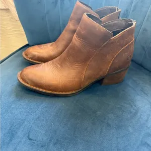 Born Brown Ankle Boots with Rounded Toe and Stacked Heel
