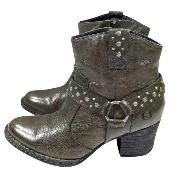 Born Slater Western Studded Harness Boots GUC $169 Size 6.5 M/W   S3139