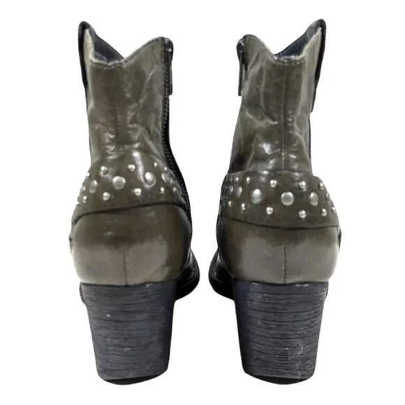 Born Slater Western Studded Harness Boots GUC $169 Size 6.5 M/W   S3139