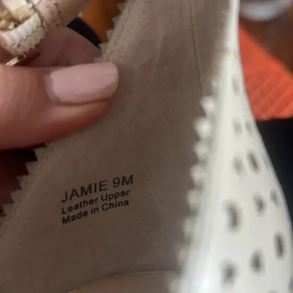 Botkier Jamie Espadrille Wedge Sandals in Cream Leather - Size 9