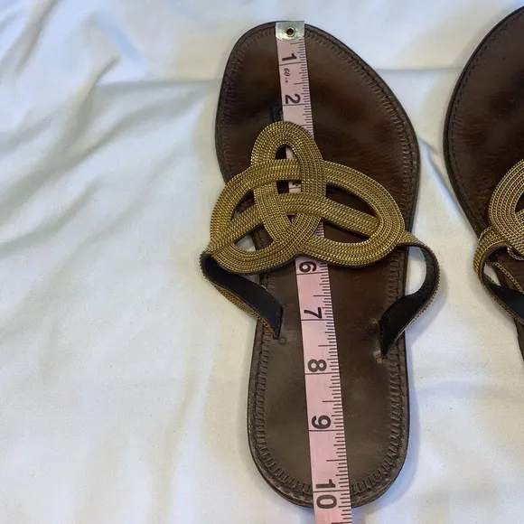 Bottega Veneta Brown Leather Thong Sandals Gold Chain Detail