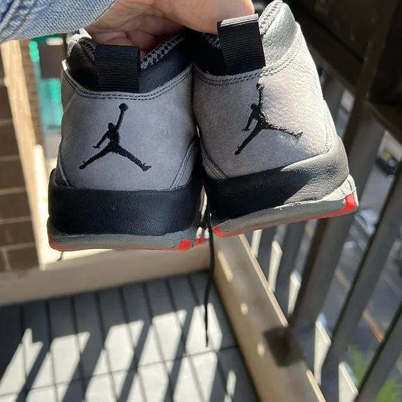 Boys' Sneakers with Red Jumpman Logo