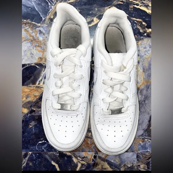 Boys Whit Air Forces