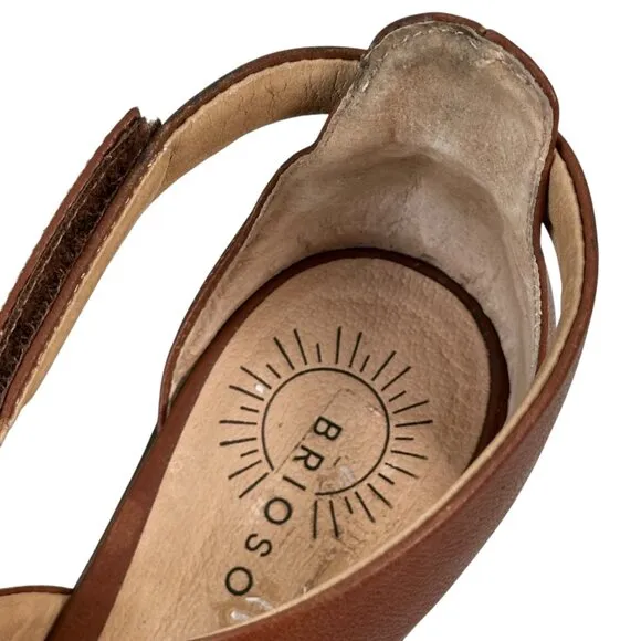 Brioso Womens Brown Leather Strappy Sandals 2.5&quot; Heel Made In Brazil SZ 8.5M