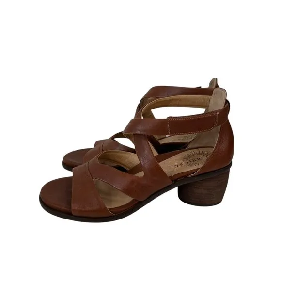 Brioso Womens Brown Leather Strappy Sandals 2.5&quot; Heel Made In Brazil SZ 8.5M