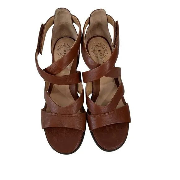 Brioso Womens Brown Leather Strappy Sandals 2.5&quot; Heel Made In Brazil SZ 8.5M