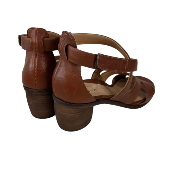 Brioso Womens Brown Leather Strappy Sandals 2.5&quot; Heel Made In Brazil SZ 8.5M