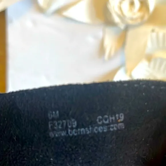 Børn® Fannar Wide Calf  Size 6 M NWT