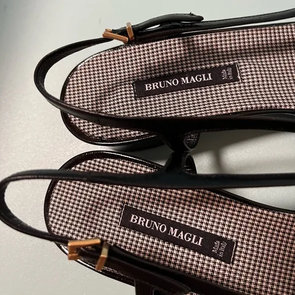 Bruno Magli Black Flats NWOT