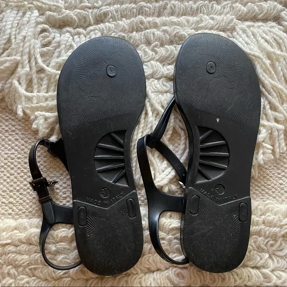 BURBERRY black / nova check jelly thong sandals 37