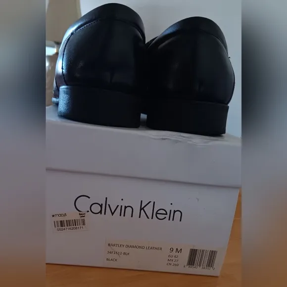 Calvin Klein Bartley Diamond Leather Loafers 9 M