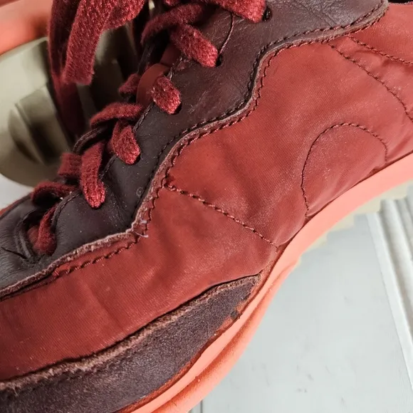 Camper Sneakers Size 40 Marges Two Toned Red Suede Nylon Trainers