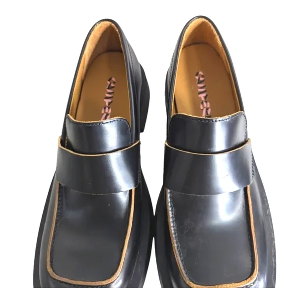 CAMPERLAB MIL 1978 Black  leather loafers with rubber outsoles..Size EUR 40/US 9