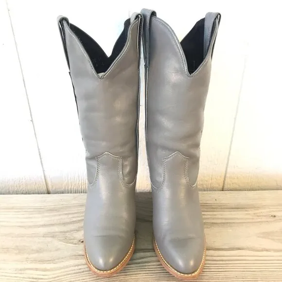 Capezio Vintage Stacked Heel Womens Gray Leather Boots 8 M L702 USA