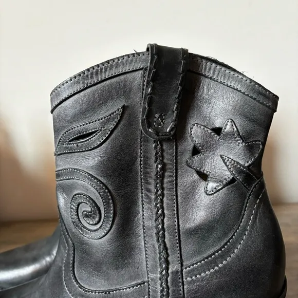 Carlos Santana Austin Western Cowboy Cowgirl Boot leather ankle boot