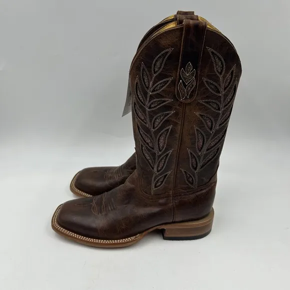 Cavender's women's 8B cognac gold sparkle inlay wide square toe cowboy boots NWT