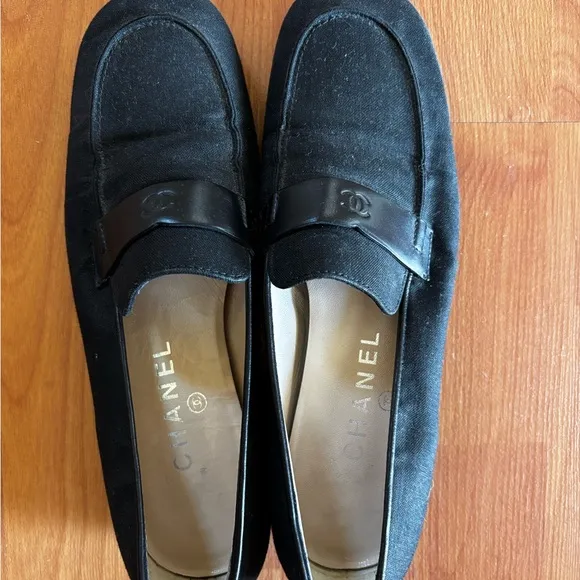 CHANEL Black Loafers Linen/Leather Accent EUC Size 37 1/2