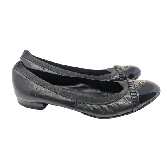 Chanel Black Patent Leather Ballerina Ballet Cap Toe Ruffle Flats Size EU 37.5