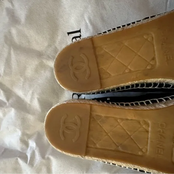 CHANEL suede leather espadrilles